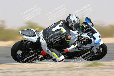 media/Mar-28-2022-Superbike Trackdays (Mon) [[b8603d0f67]]/Open Track Time/Turn 3 Inside/